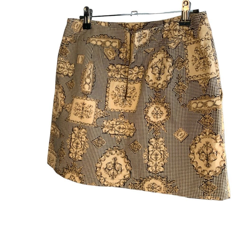 NWOT Talbots Patterned Skirt With Pockets on sides anld zipper in back-